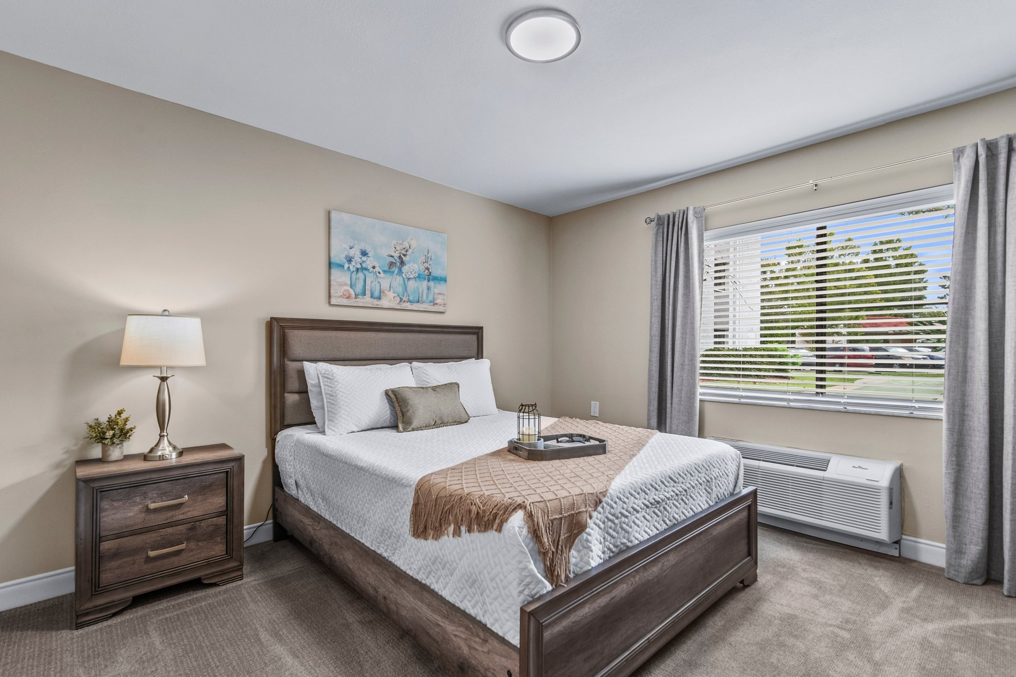 101_Clyde_Morris_Boulevard_ 155_010