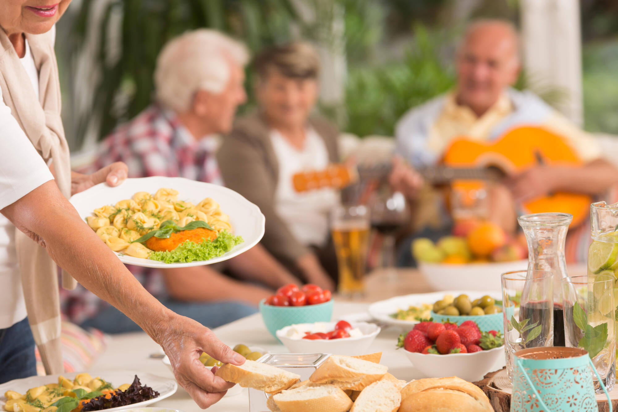 Healthy Eating Tips for Senior Community Residents