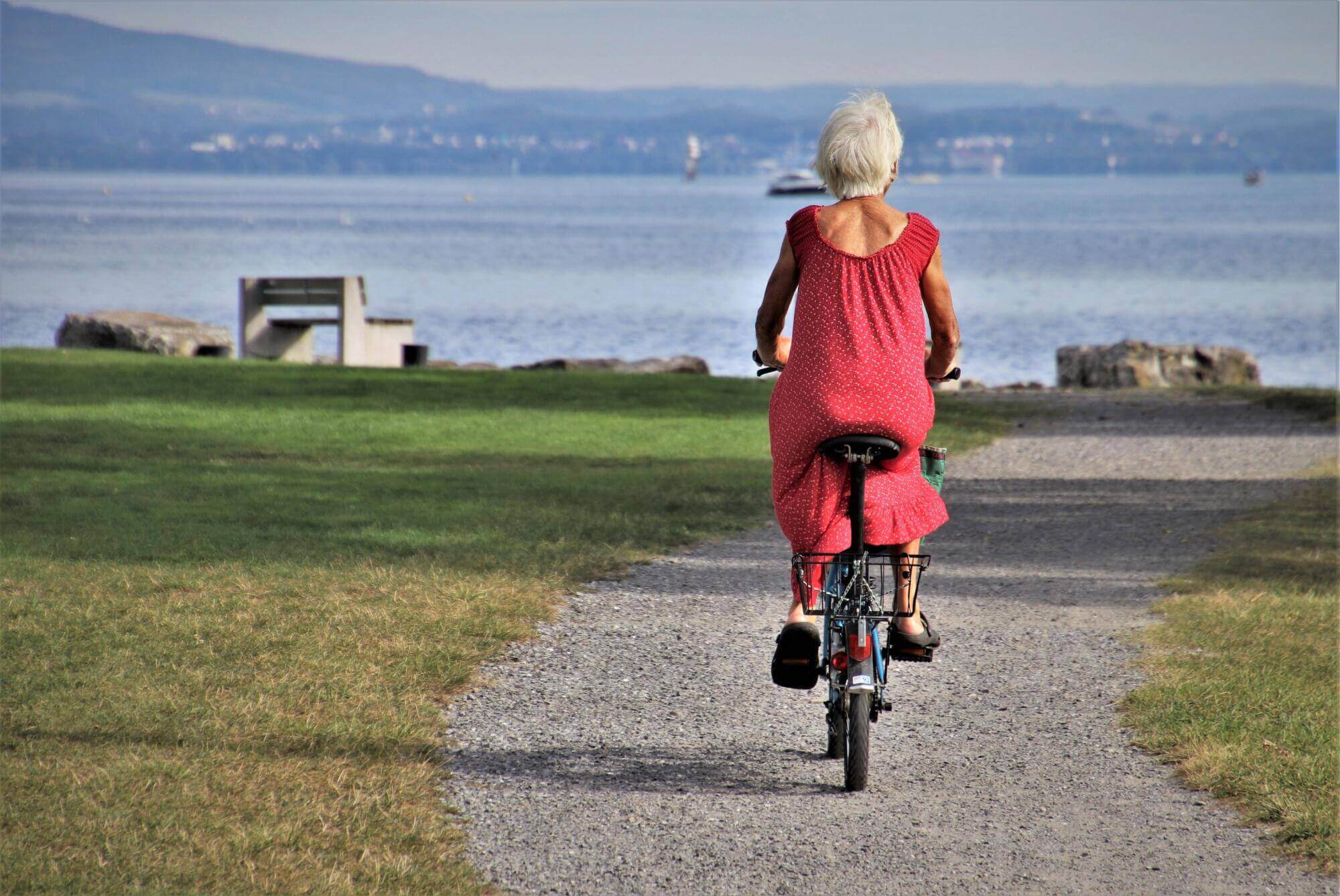 Cycling by senior